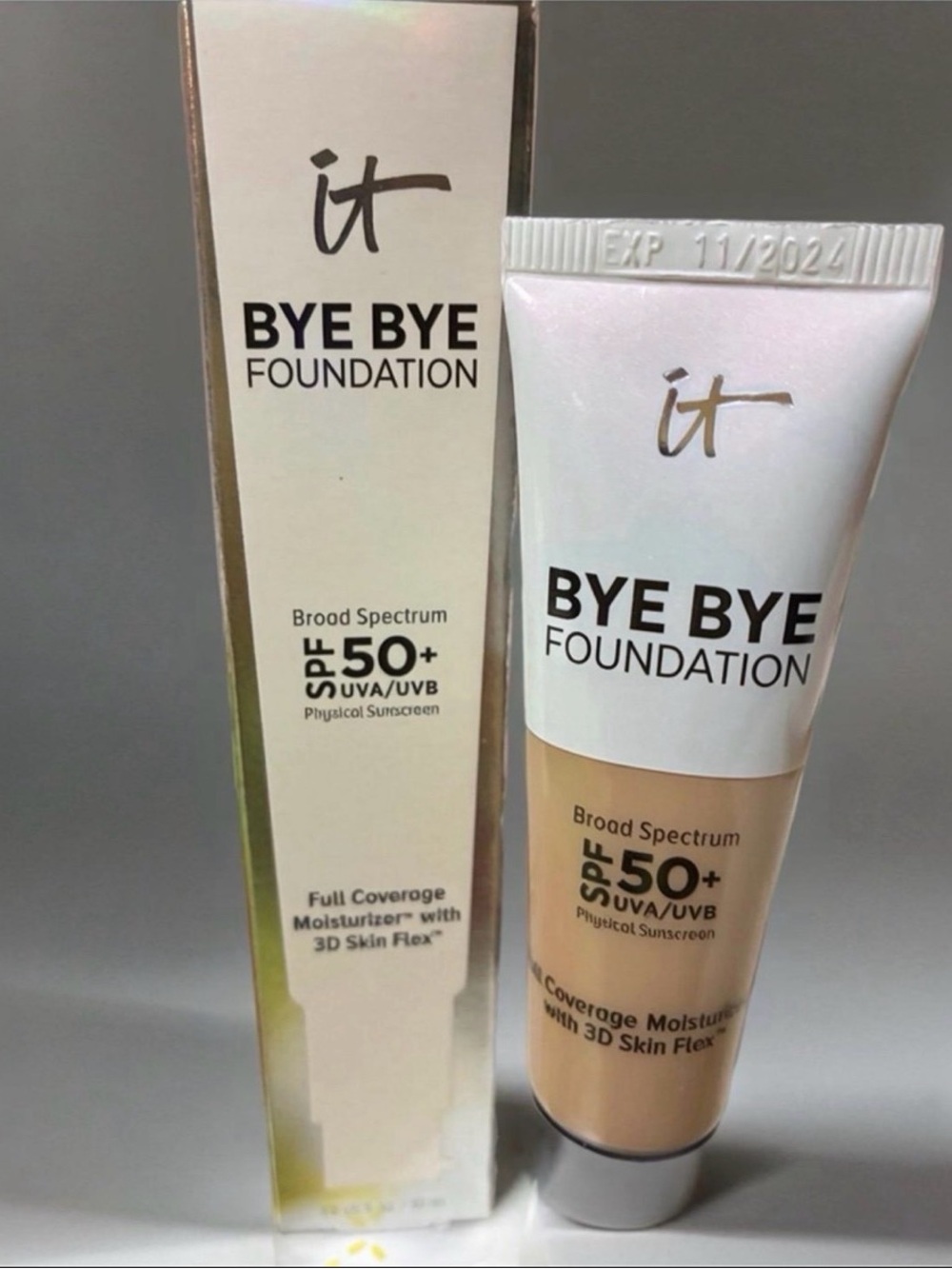 IT Cosmetics Bye Bye Foundation Full Coverage Moisturizer LIGHT Exp 11/2024
